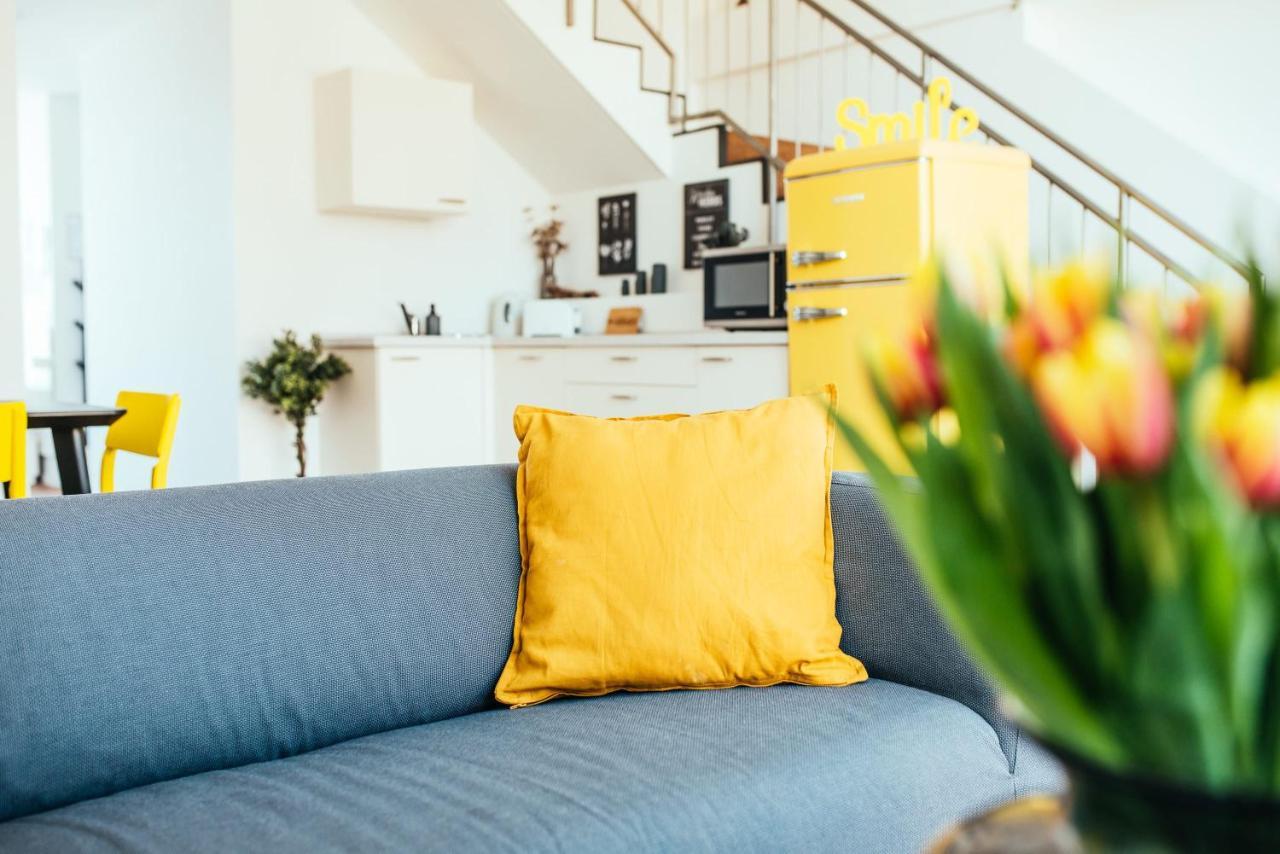 Fantastic Loft With Balcony Leilighet Berlin Eksteriør bilde